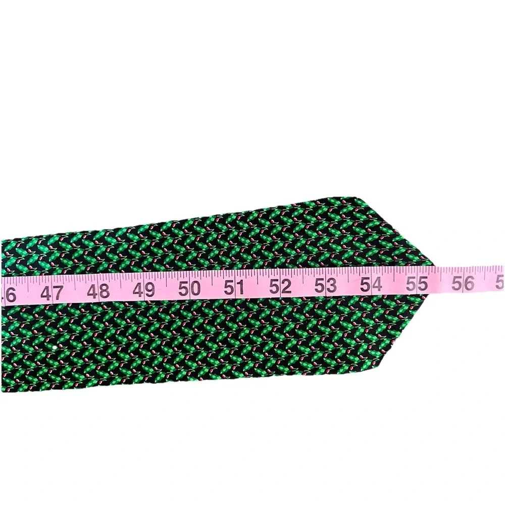 Christmas Men's‎ Tie Holiday Traditions By MMG All Silk Holly Holiday Hallmark